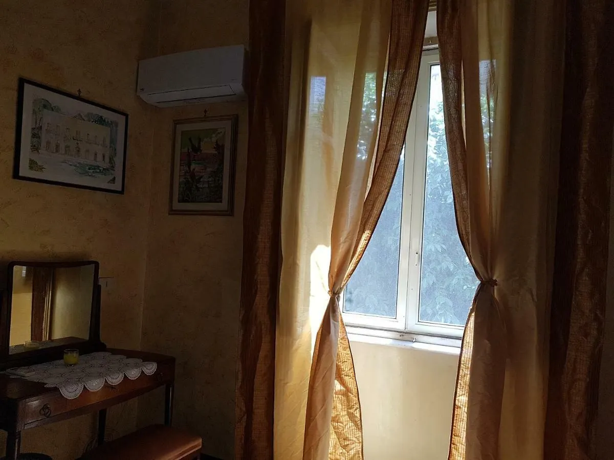 B&B Sammartino Palerme 2*,